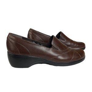 Clarks Blackberry Slip On Loafers Womens Size 9 M Brown Leather Comfort